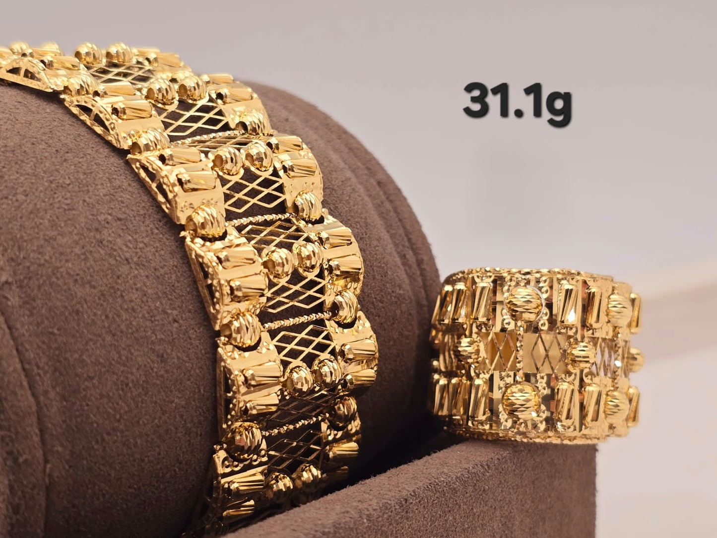 21k gold bracelet with ring 31.1 grams