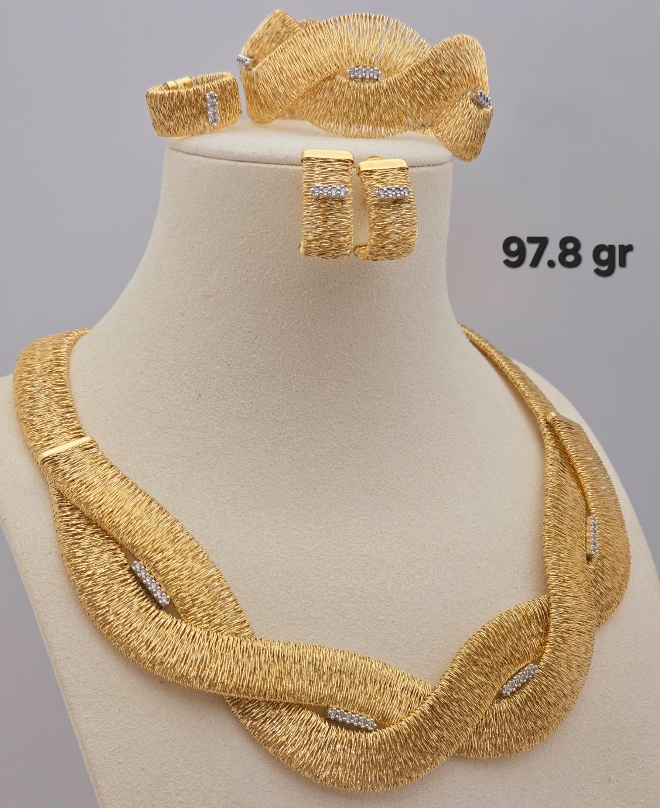21k gold full set 97.8 grams