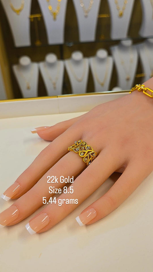 22k gold ring - size