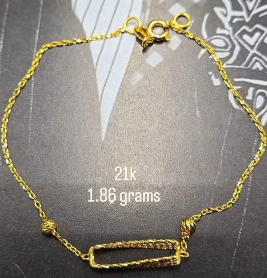 21k gold Bracelets 1.86g
