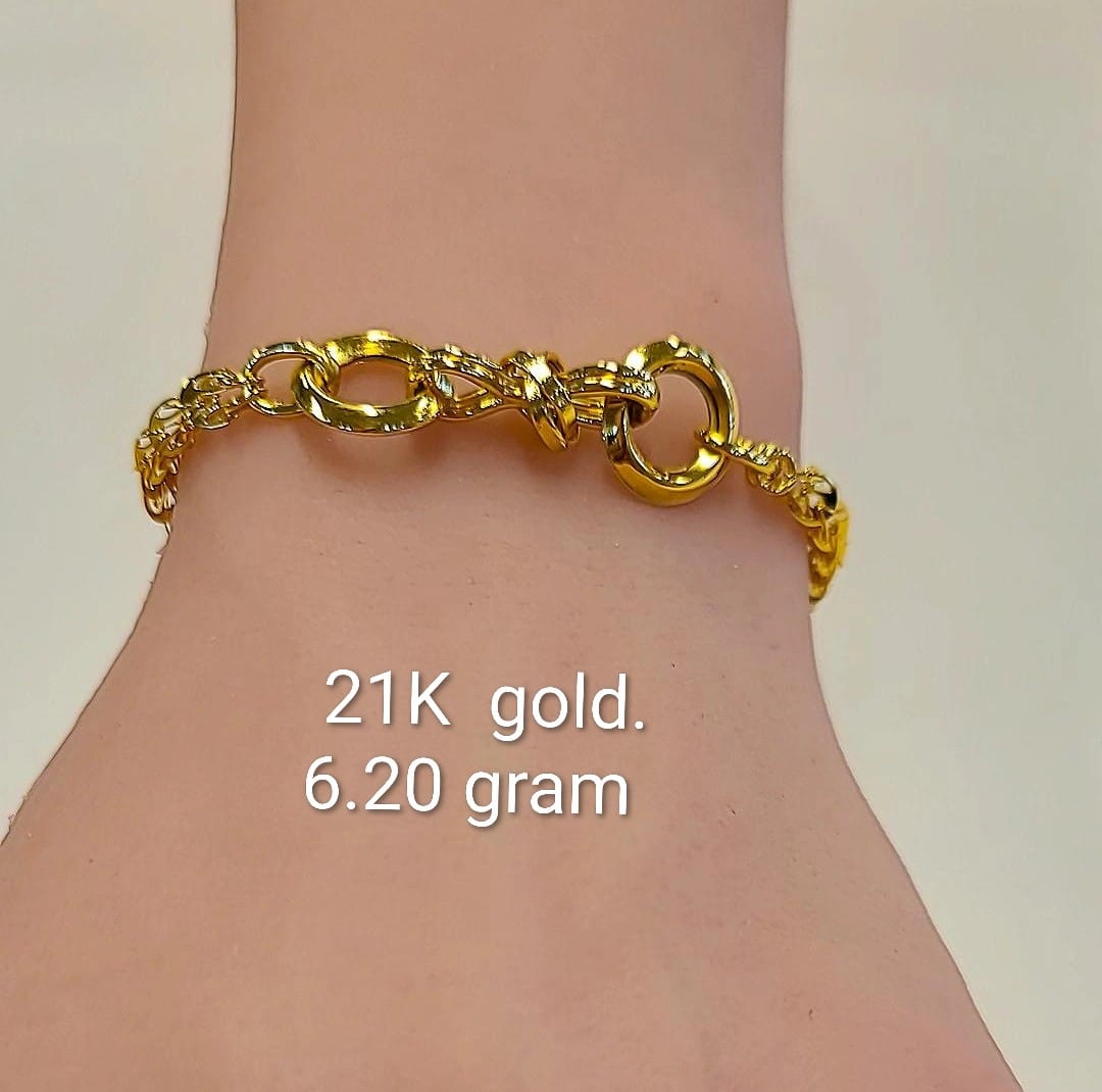 21k gold Bracelets 6.20g